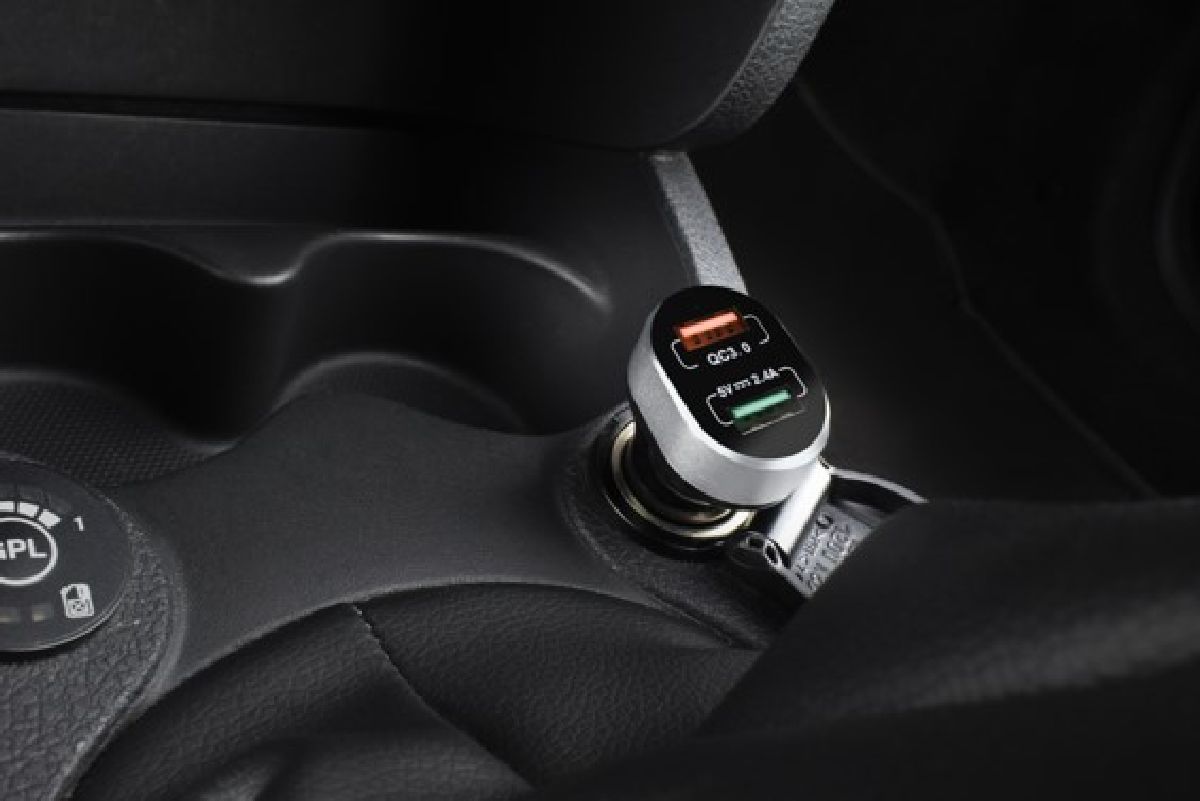 Double USB Car Charger QUICK CHARGE QUALCOMM 3.0